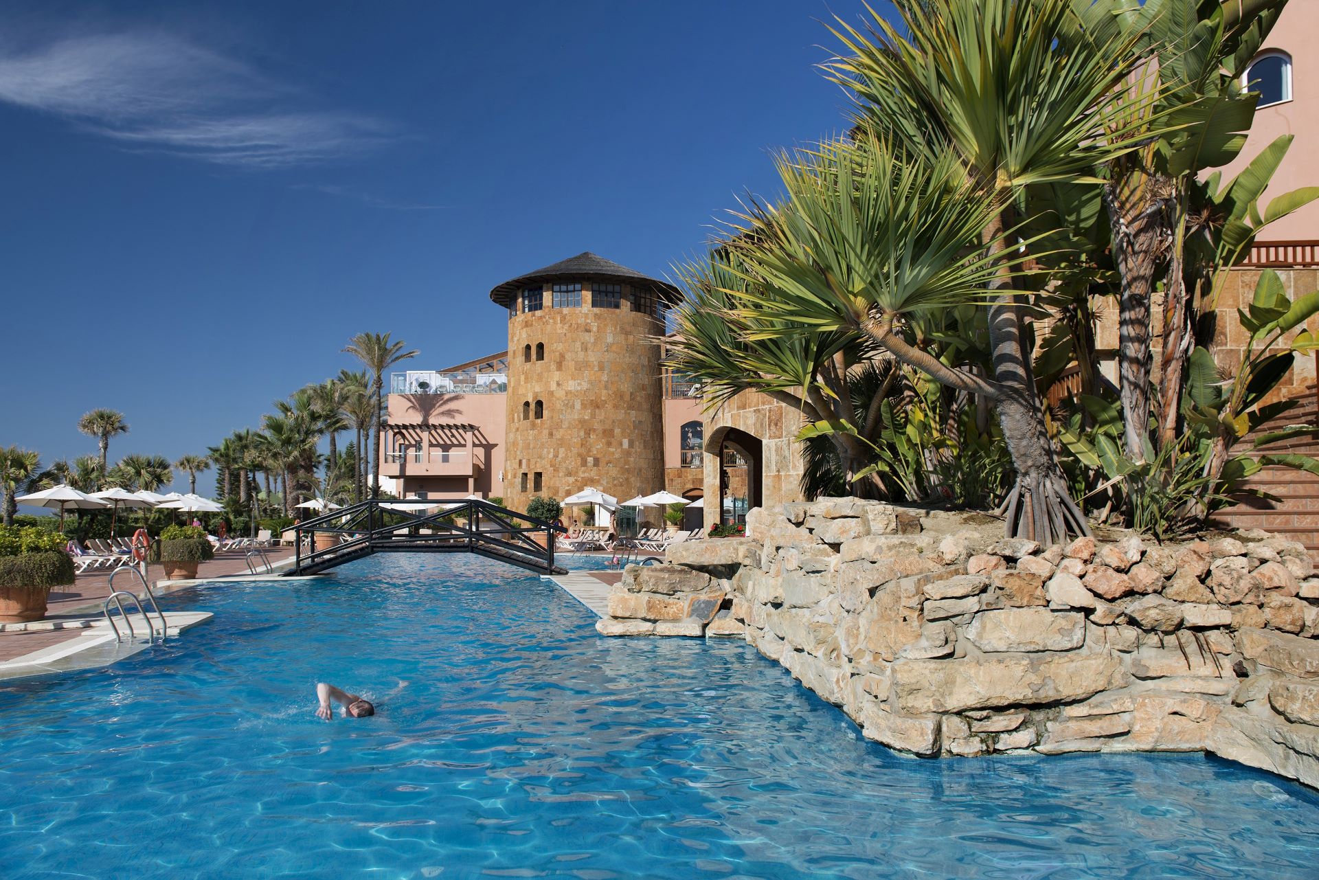 27  swimming pool area
