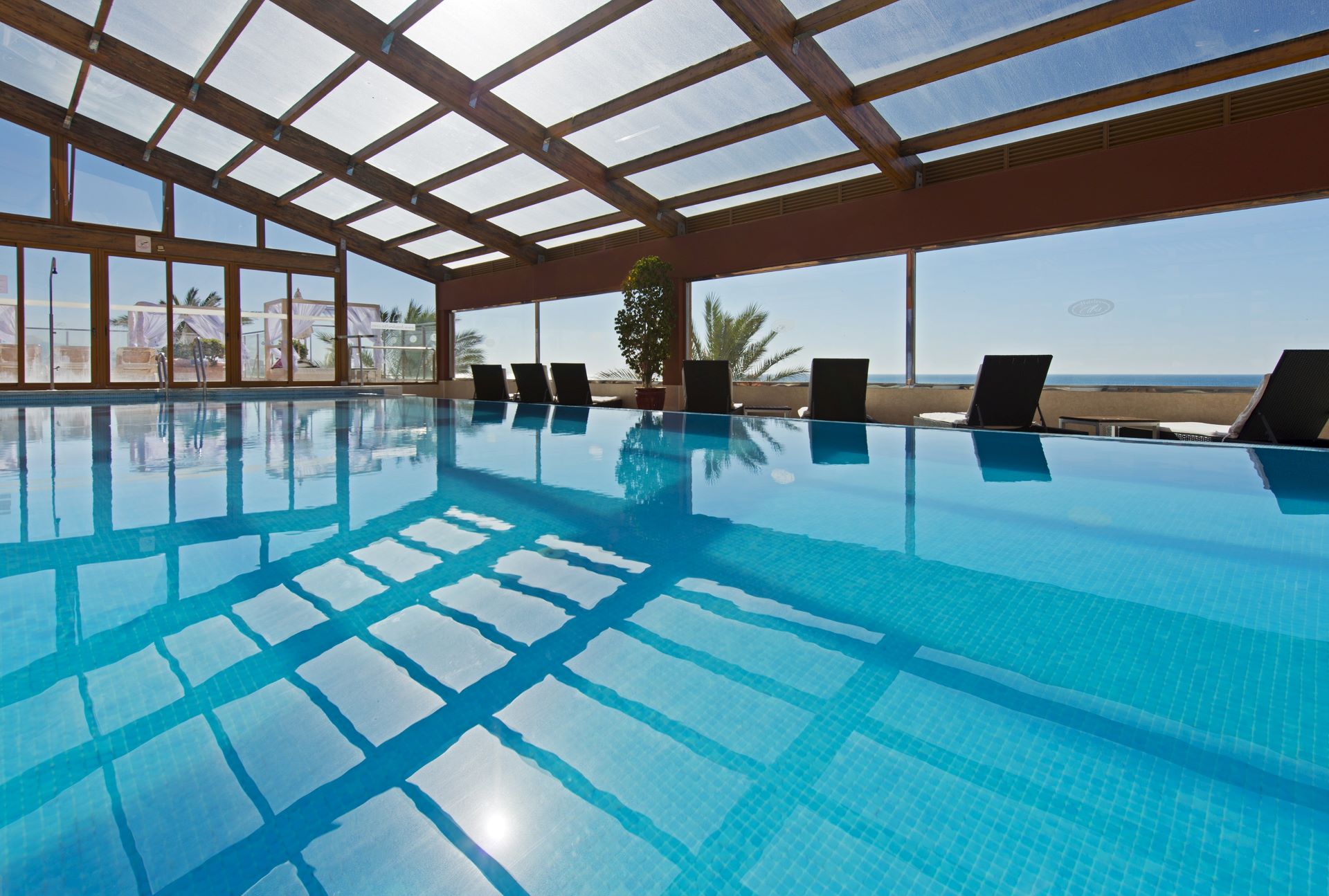 31  indoor swimming pool