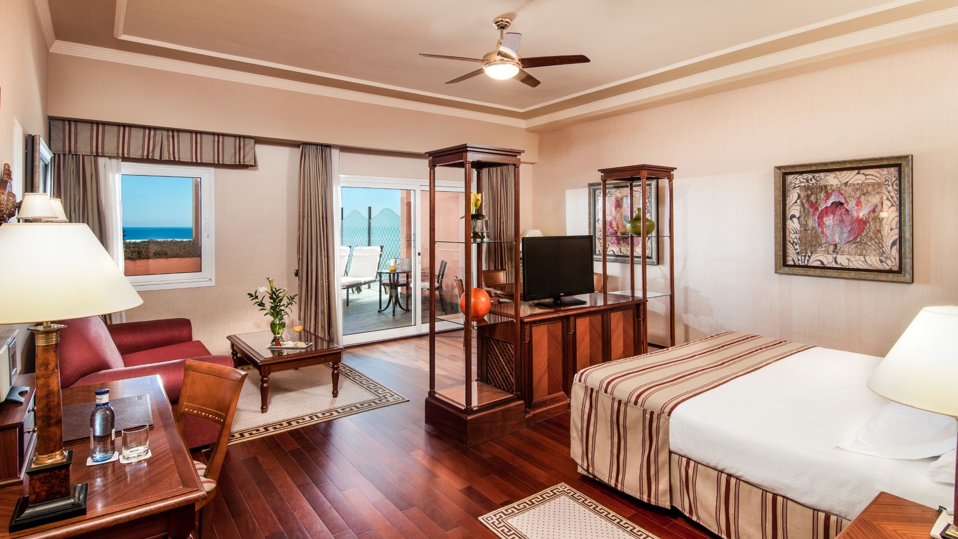 9  junior suite