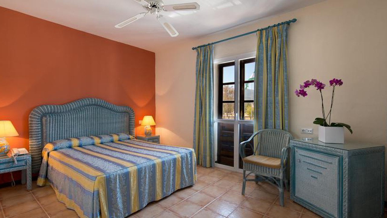 Blue bay banus 4 gallery
