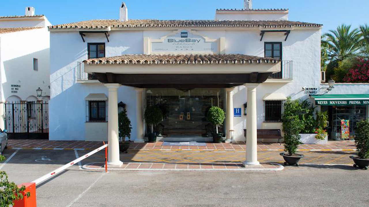 Blue bay banus 5 gallery