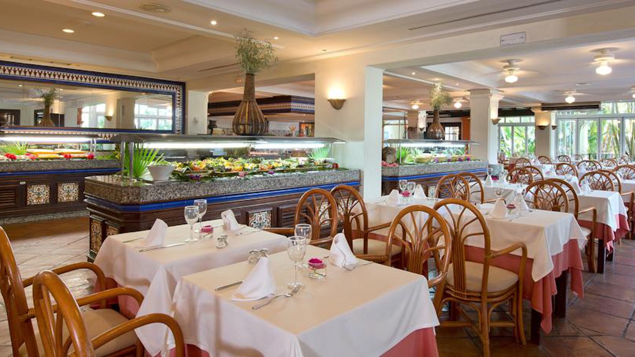 Blue bay banus 7 gallery