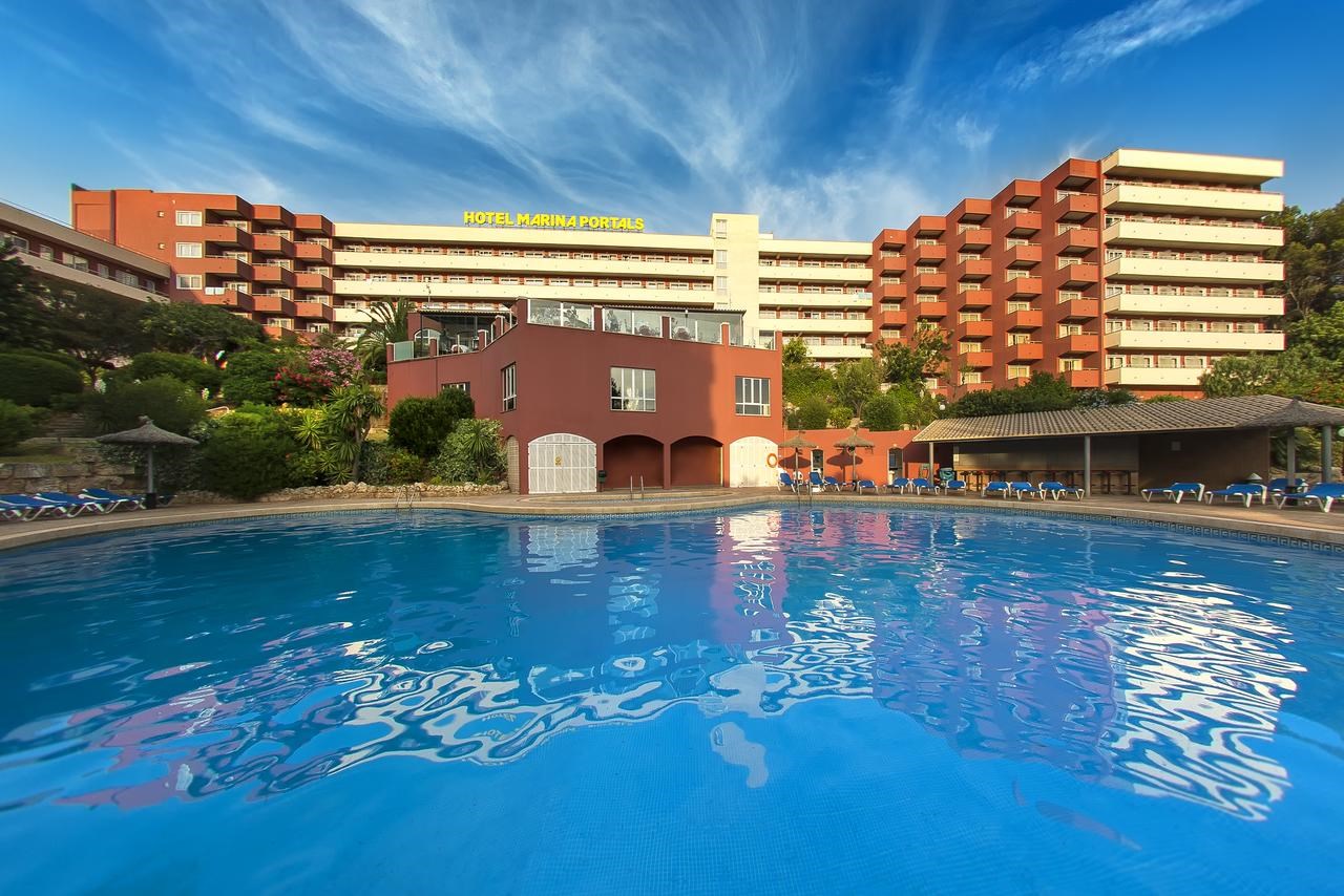 Hotel marina portals 1