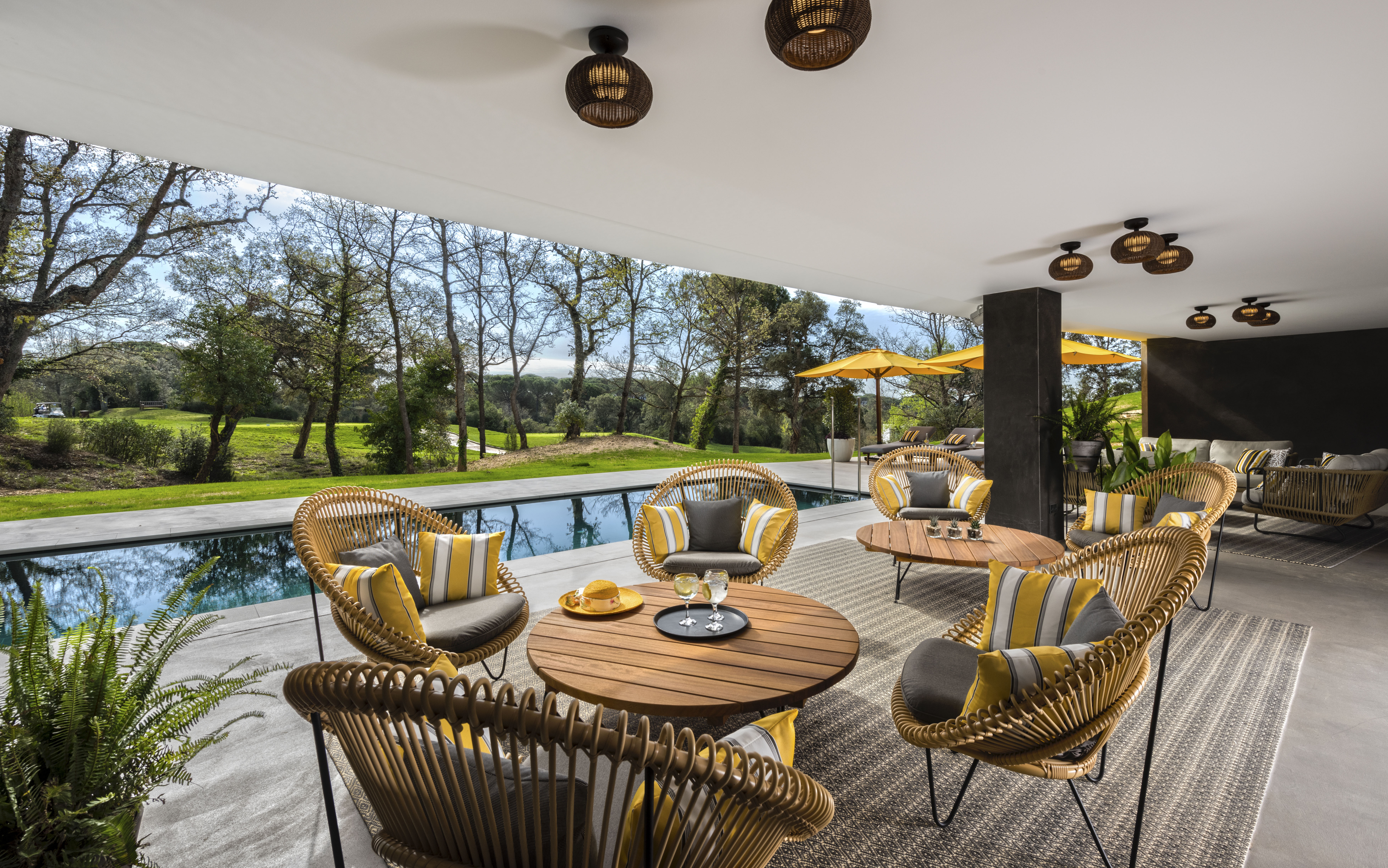 Mvc181250088 hotel la vida lounge pool