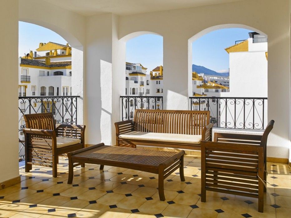 Promenade sea view benabola hotel apartments hotel in puerto banus19 933x700