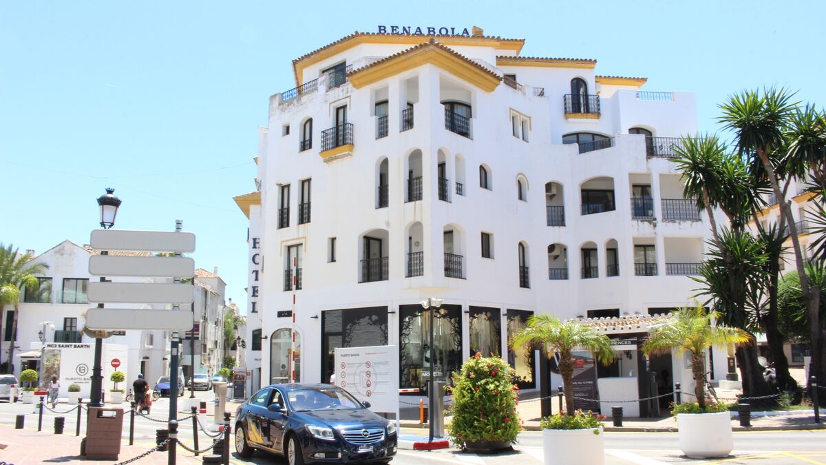 Vista barrera benabola puerto banus 1586851532 140548465 1200x675