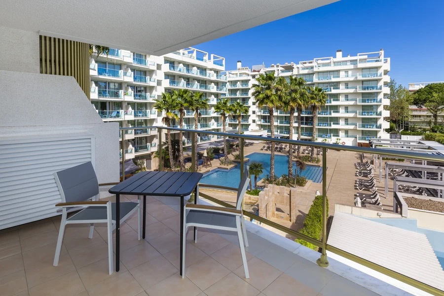 Hotel blaumar 12