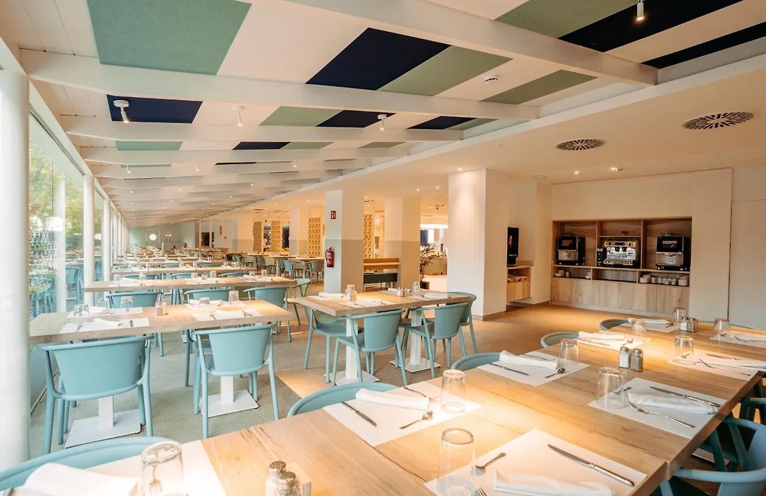 Hotel blaumar 26