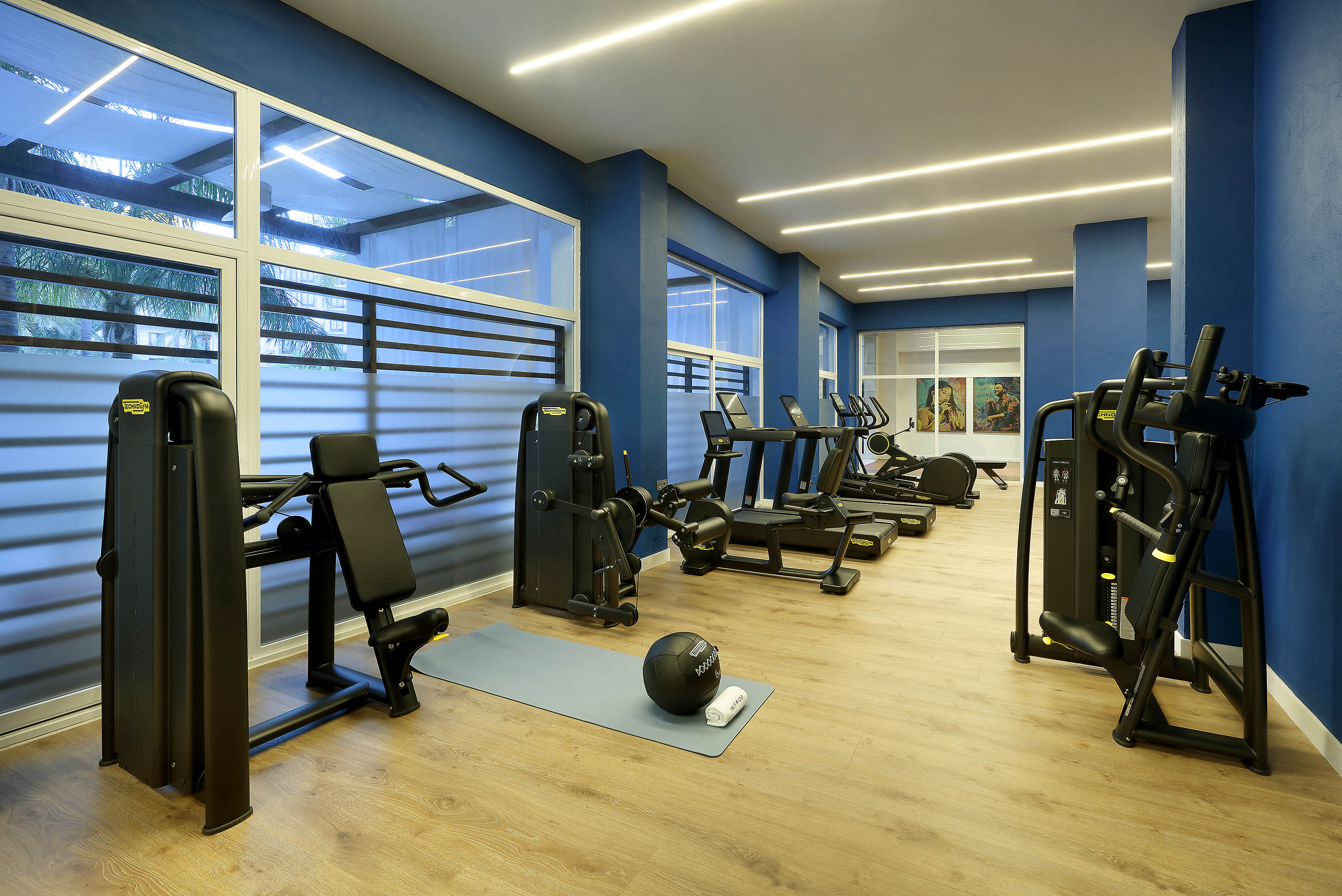 01 hrh marbella gym mg 8479